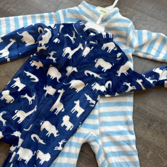 Super soft cozy jammies - Picture 2 of 4